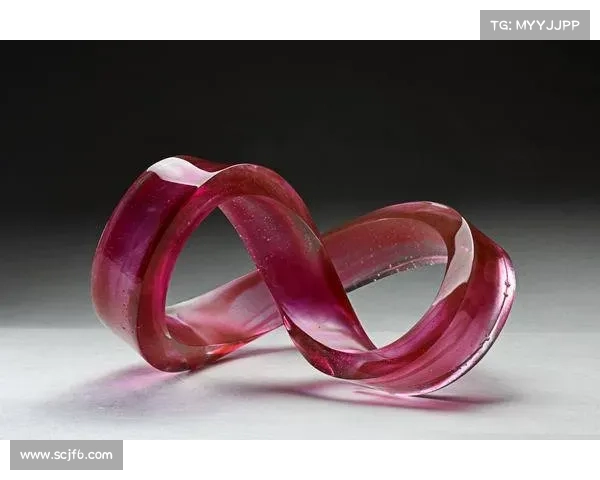 探索火焰玻璃的神秘工艺全过程与艺术魅力展现