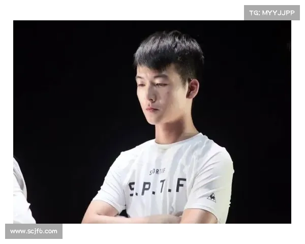 天赋球员成长之路：从新秀起步到队伍核心的蜕变与突破